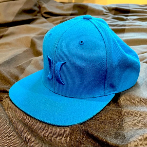 Hurley Other - Hurley blue snapback baseball cap